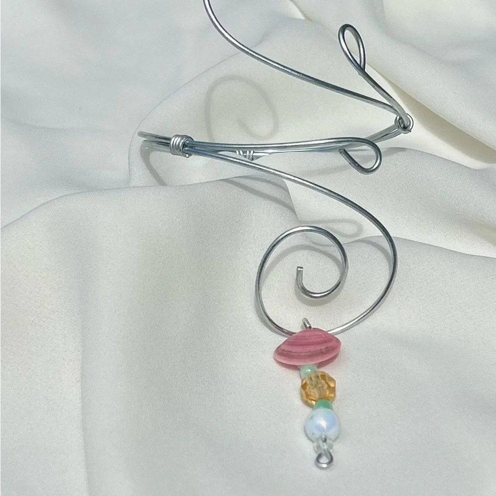 Arm Cuff: Pink Shell - Picture 3 of 4